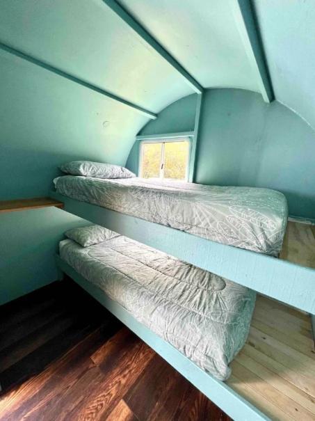 Coromandel Secluded Log Cabin Retreat Hikuai Eksteriør billede